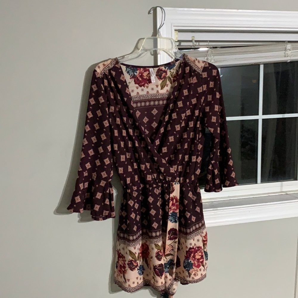 Exhilaration Longsleeve Romper: Size: S.